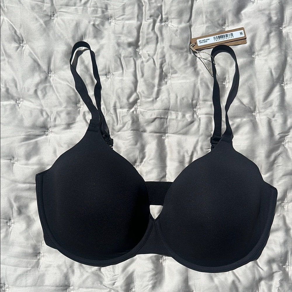 Skims Black Women's underwire Bra 36DD